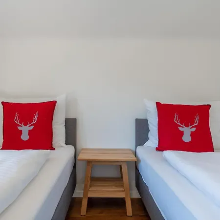 Taube * باد جاستاين